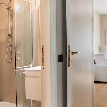 2-bedroom Apt, With Balcony & Aircondition - 50 M From The Apartment