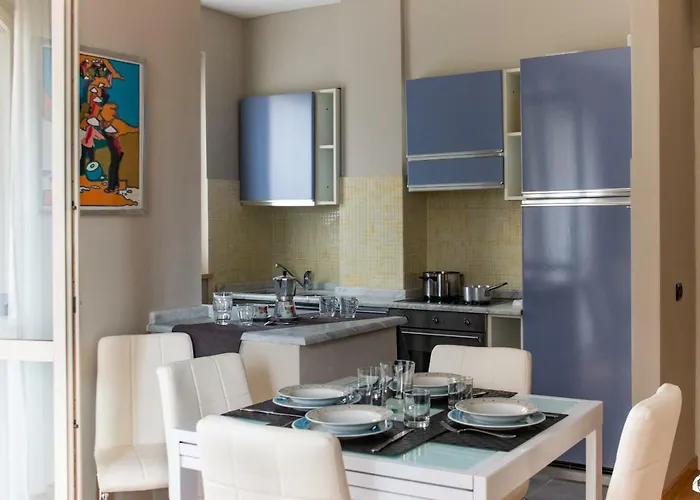 2-bedroom Apt, With Balcony & Aircondition - 50 M From The Apartman Marina di Pietrasanta