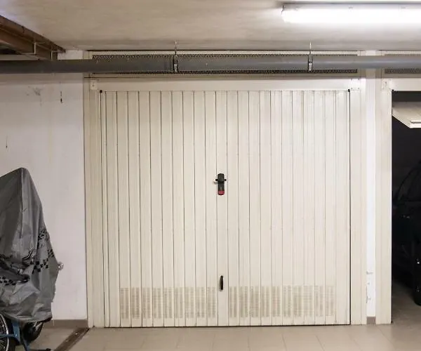 2-bedroom Apt, With Balcony & Aircondition - 50 M From The Apartment