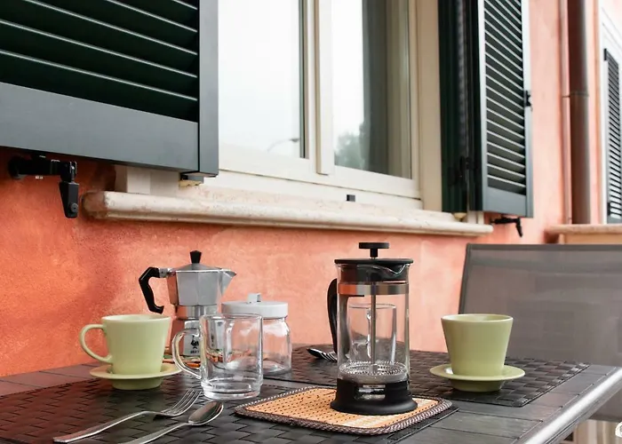 2-bedroom Apt, With Balcony & Aircondition - 50 M From The * Marina di Pietrasanta