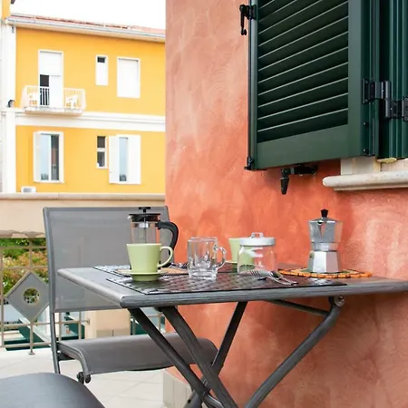 2-bedroom Apt, With Balcony & Aircondition - 50 M From The *
